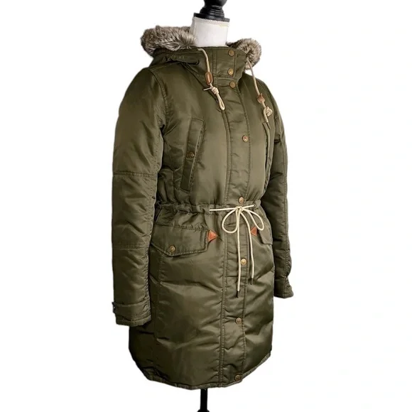 Levi Strauss Women’s Green Poly Duck Down Filled Faux Fur Hooded Parka Jacket